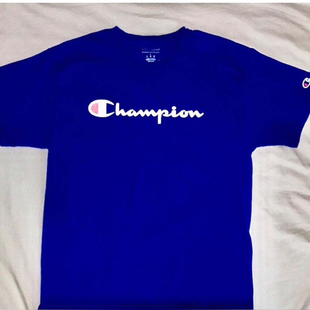 MUST GO PRICING Champion Blue Short Sleeve Athletic Tee L